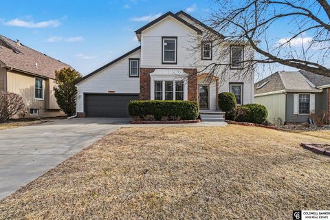 Photo of 9801 S 28th Avenue, Bellevue, NE 68123 (MLS # 22603993)