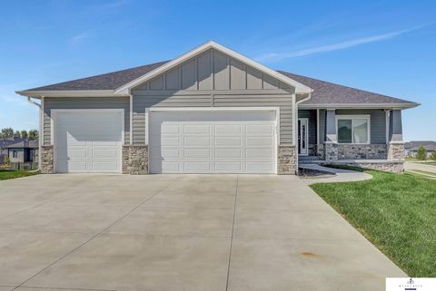 Photo of 8709 S 82nd Street, Lincoln, NE 68516 (MLS # 22528496)