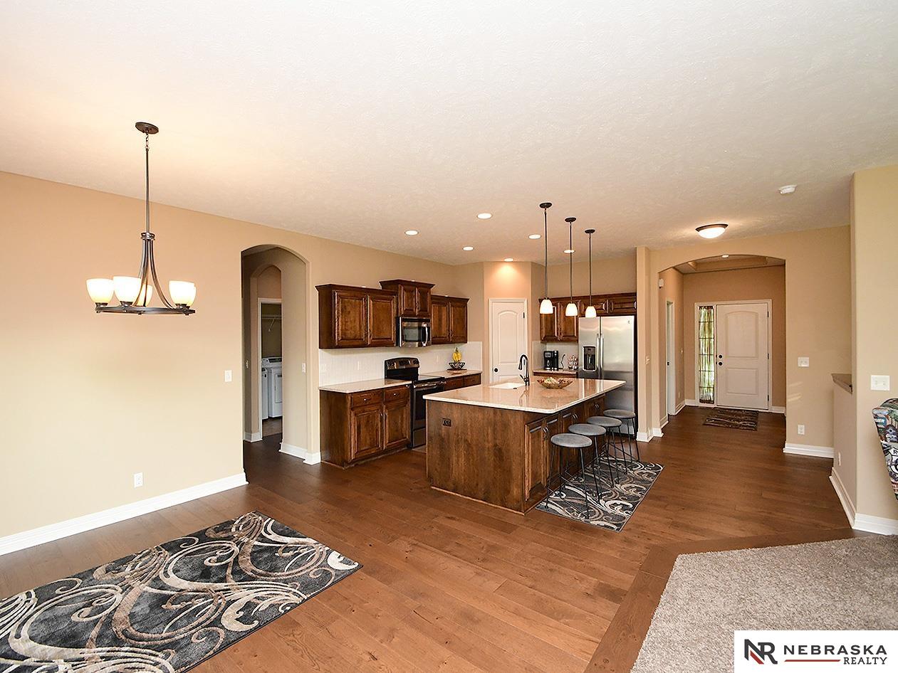 Omaha, Nebraska 68135, United States, 4 Bedrooms Bedrooms, ,3 BathroomsBathrooms,Residential,Active,205037