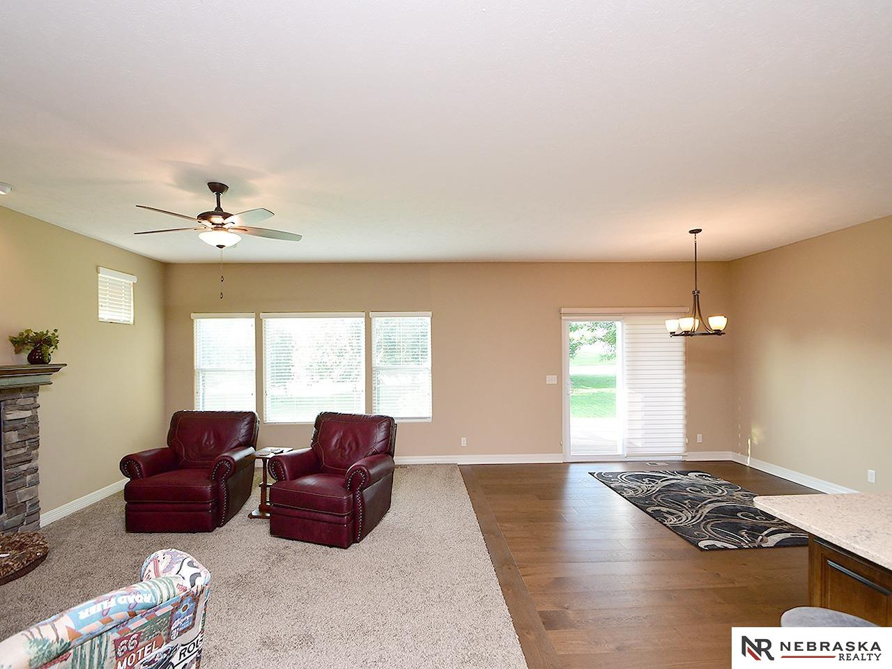 Omaha, Nebraska 68135, United States, 4 Bedrooms Bedrooms, ,3 BathroomsBathrooms,Residential,Active,205037