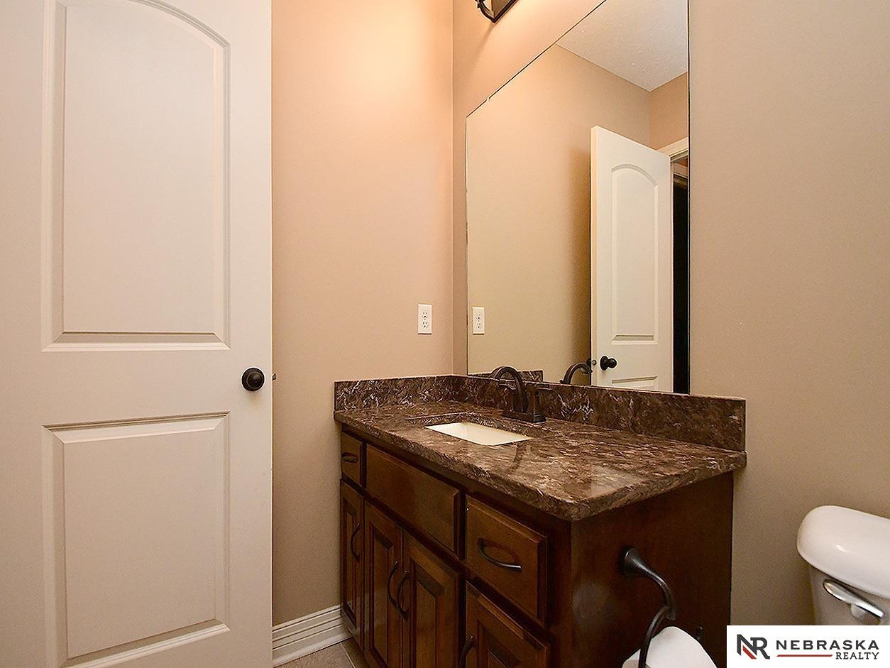 Omaha, Nebraska 68135, United States, 4 Bedrooms Bedrooms, ,3 BathroomsBathrooms,Residential,Active,205037