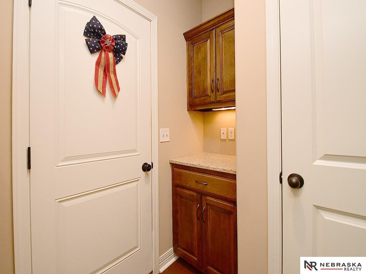 Omaha, Nebraska 68135, United States, 4 Bedrooms Bedrooms, ,3 BathroomsBathrooms,Residential,Active,205037