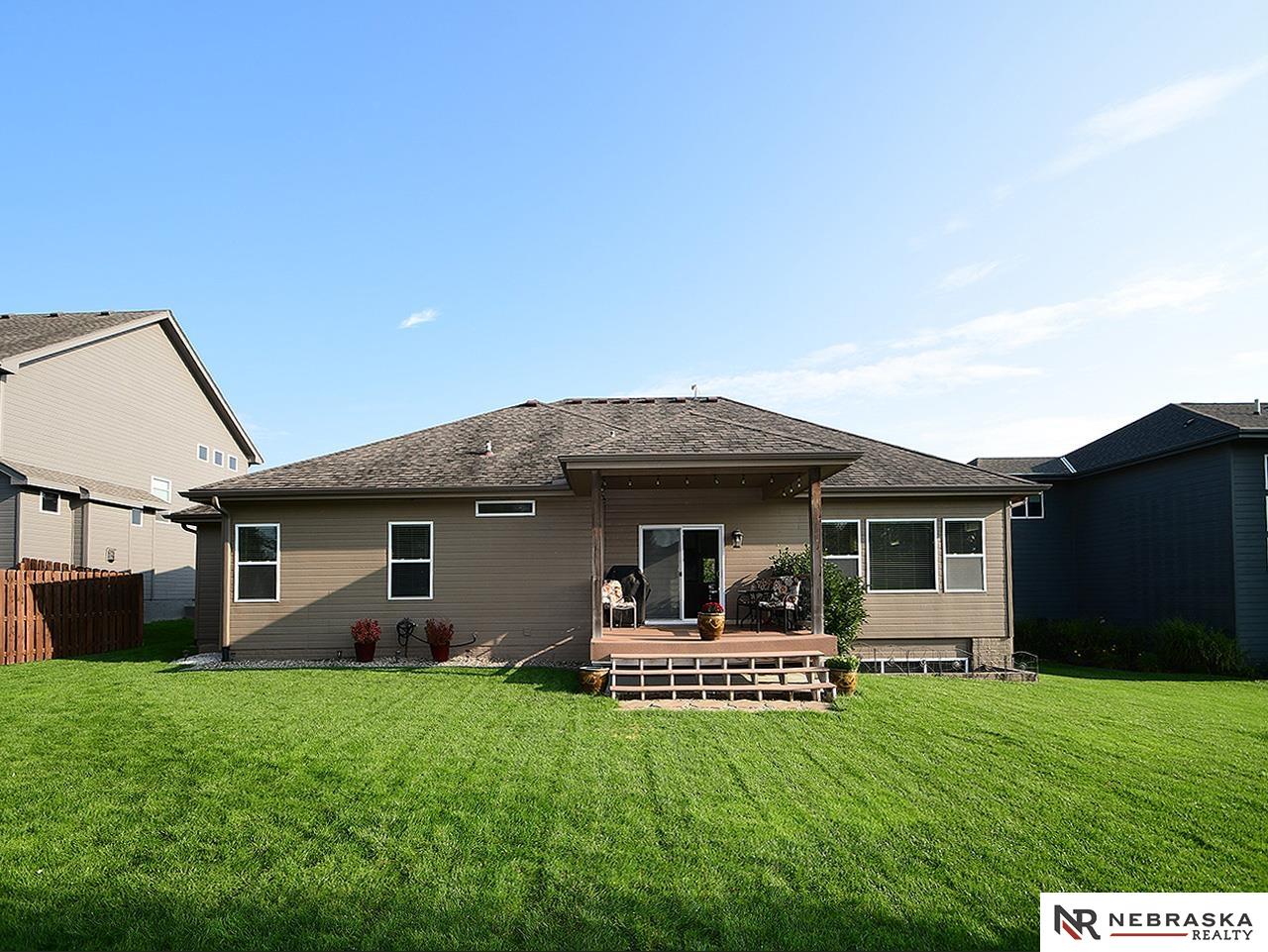 Omaha, Nebraska 68135, United States, 4 Bedrooms Bedrooms, ,3 BathroomsBathrooms,Residential,Active,205037