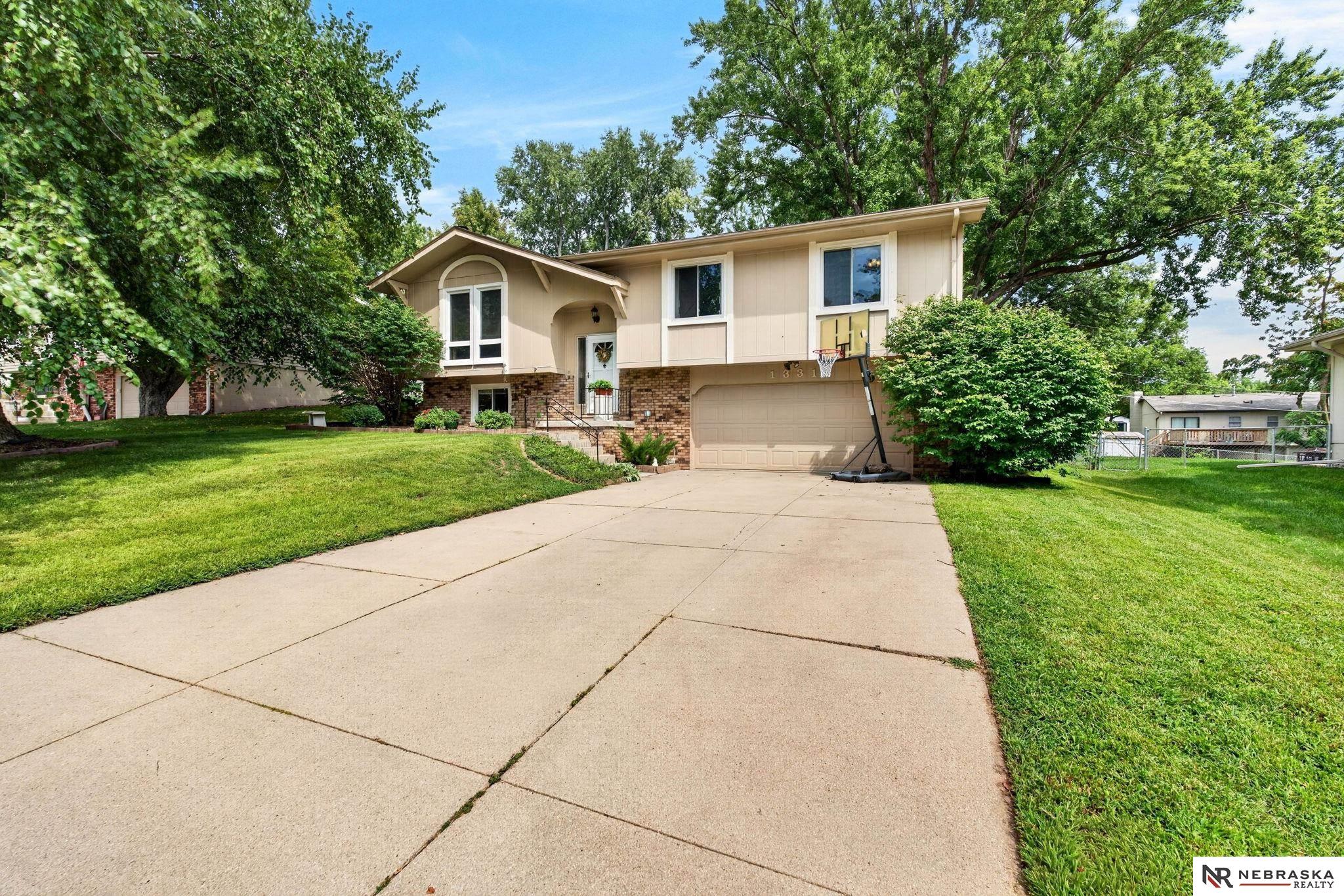 1331 S 166th Street