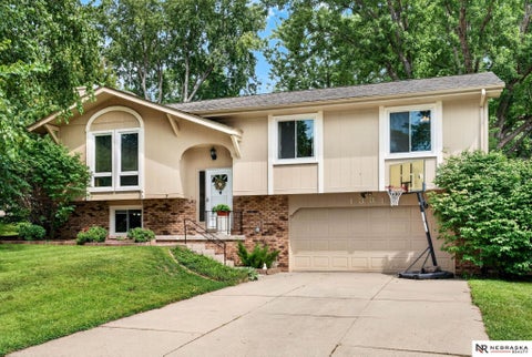 Photo of 1331 S 166th Street, Omaha, NE 68130 (MLS # 22626170)