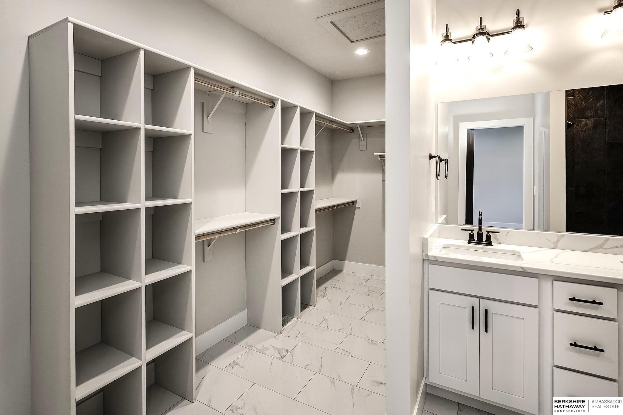 Ashland, Nebraska 68003, United States, 4 Bedrooms Bedrooms, ,3 BathroomsBathrooms,Residential,Active,222414