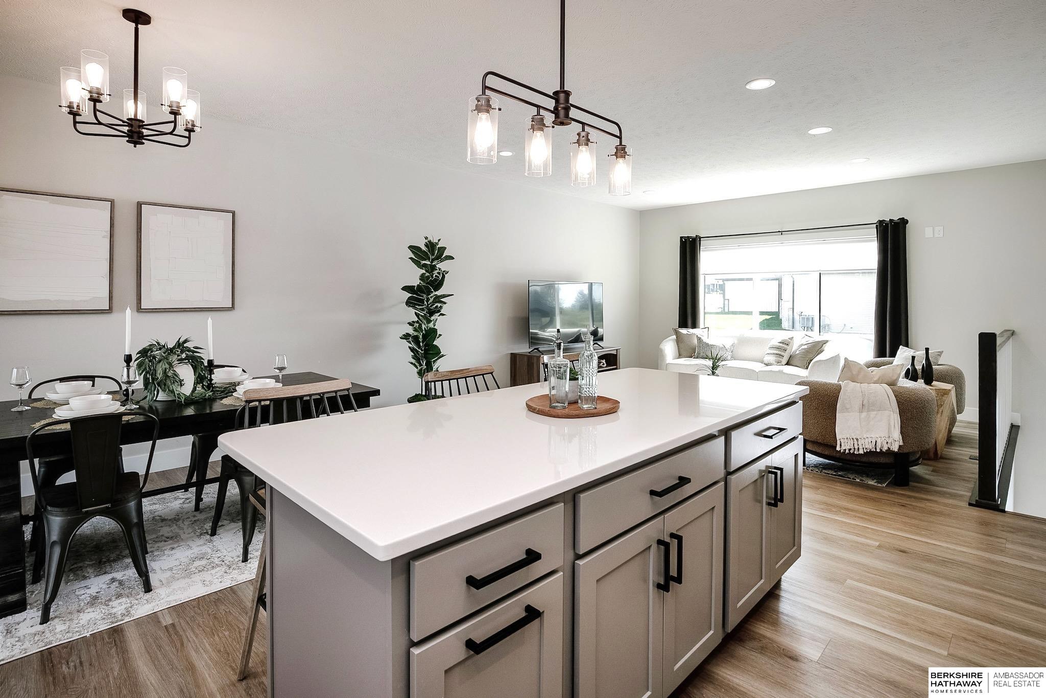 Ashland, Nebraska 68003, United States, 4 Bedrooms Bedrooms, ,3 BathroomsBathrooms,Residential,Active,222414