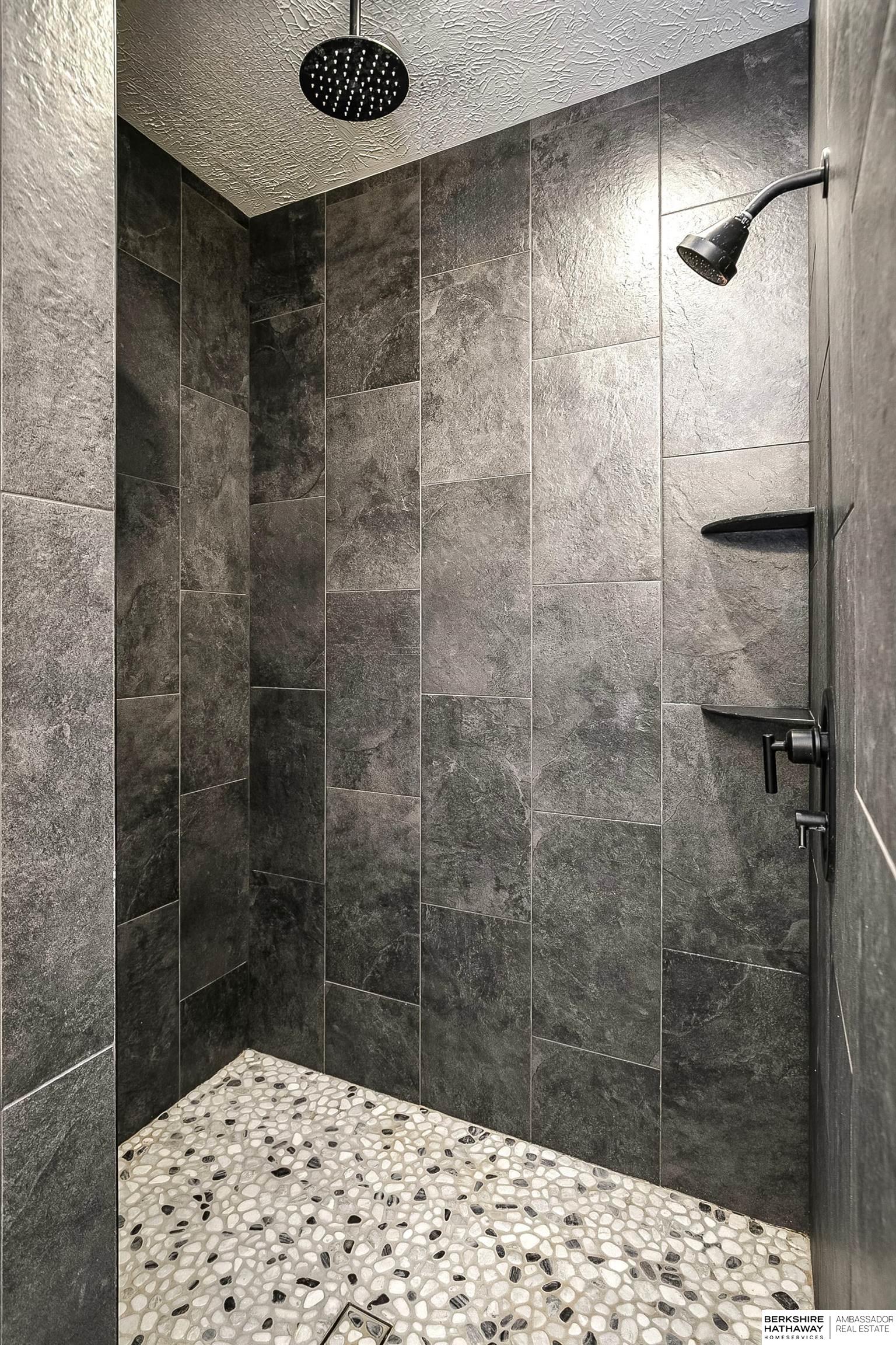 Ashland, Nebraska 68003, United States, 4 Bedrooms Bedrooms, ,3 BathroomsBathrooms,Residential,Active,222414