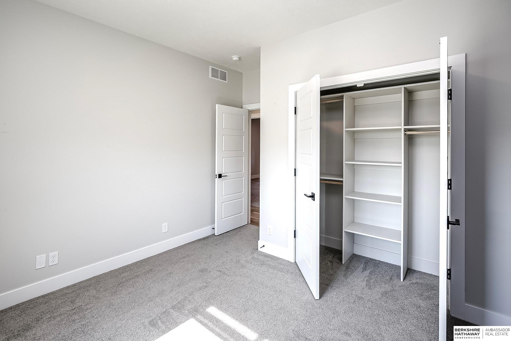 Ashland, Nebraska 68003, United States, 4 Bedrooms Bedrooms, ,3 BathroomsBathrooms,Residential,Active,222414