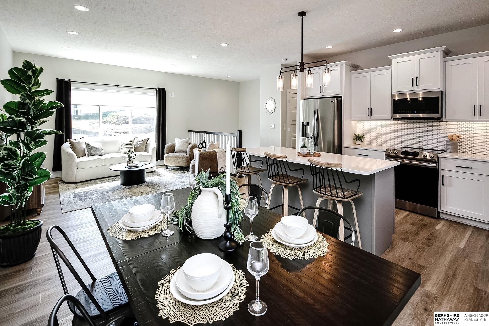 Ashland, Nebraska 68003, United States, 4 Bedrooms Bedrooms, ,3 BathroomsBathrooms,Residential,Active,222414