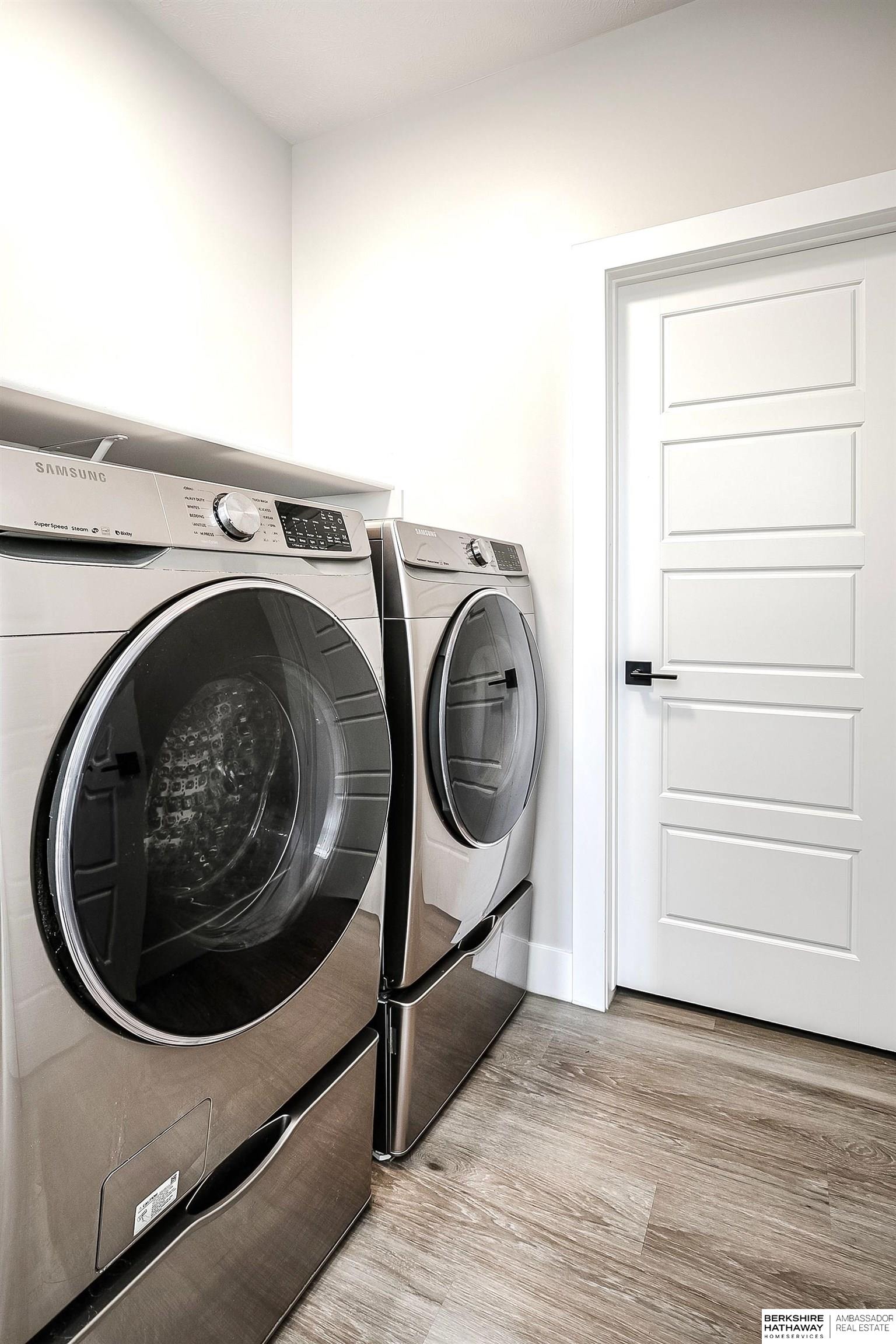 Ashland, Nebraska 68003, United States, 4 Bedrooms Bedrooms, ,3 BathroomsBathrooms,Residential,Active,222414