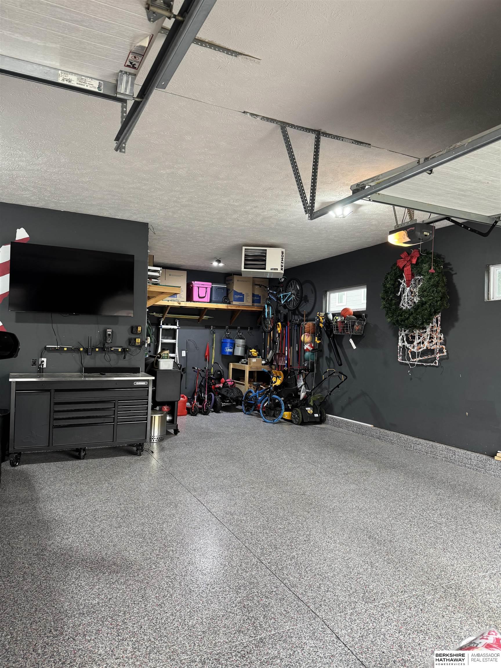 Elkhorn, Nebraska 68022, United States, 5 Bedrooms Bedrooms, ,4 BathroomsBathrooms,Residential,Active,119790