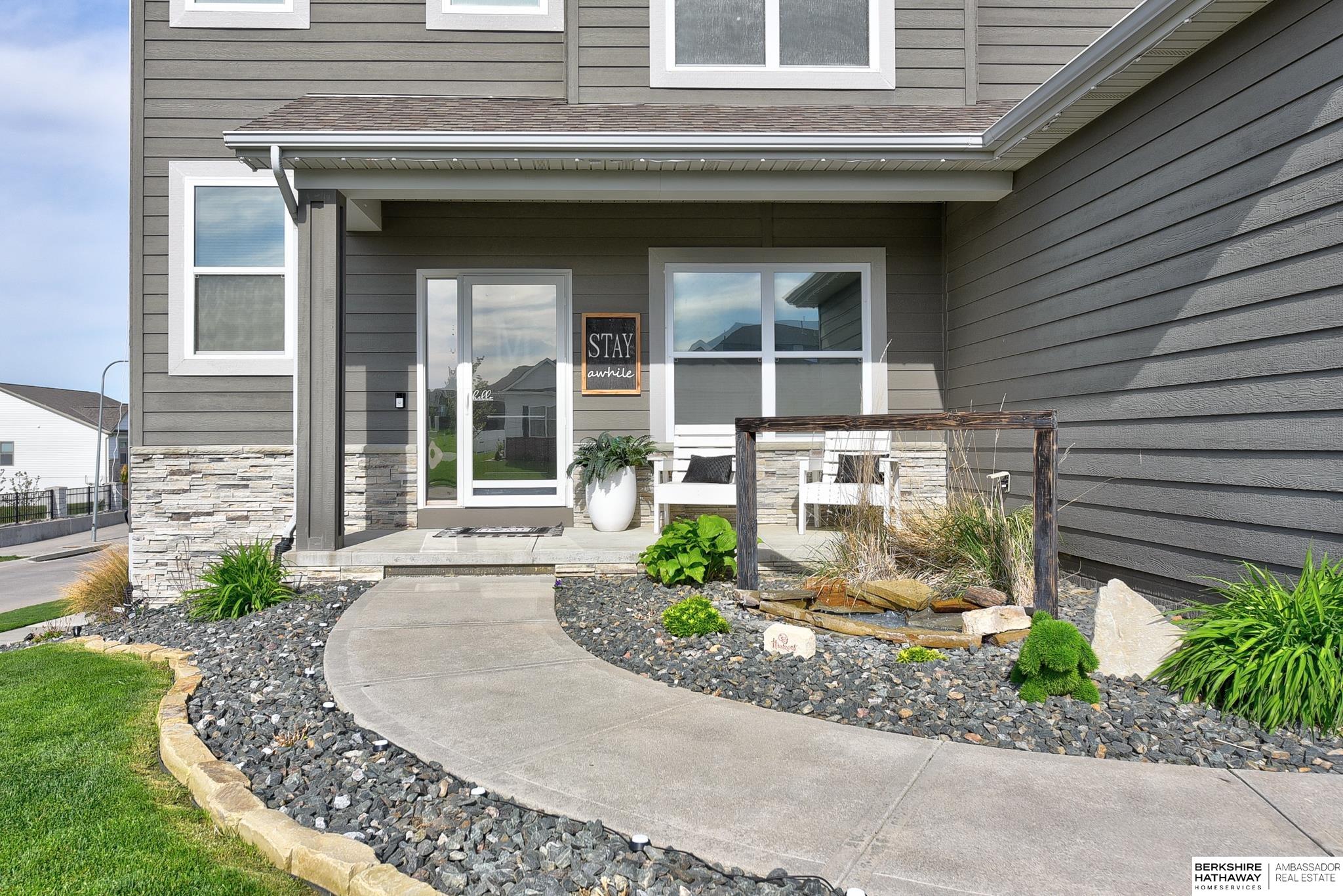 Elkhorn, Nebraska 68022, United States, 5 Bedrooms Bedrooms, ,4 BathroomsBathrooms,Residential,Active,119790