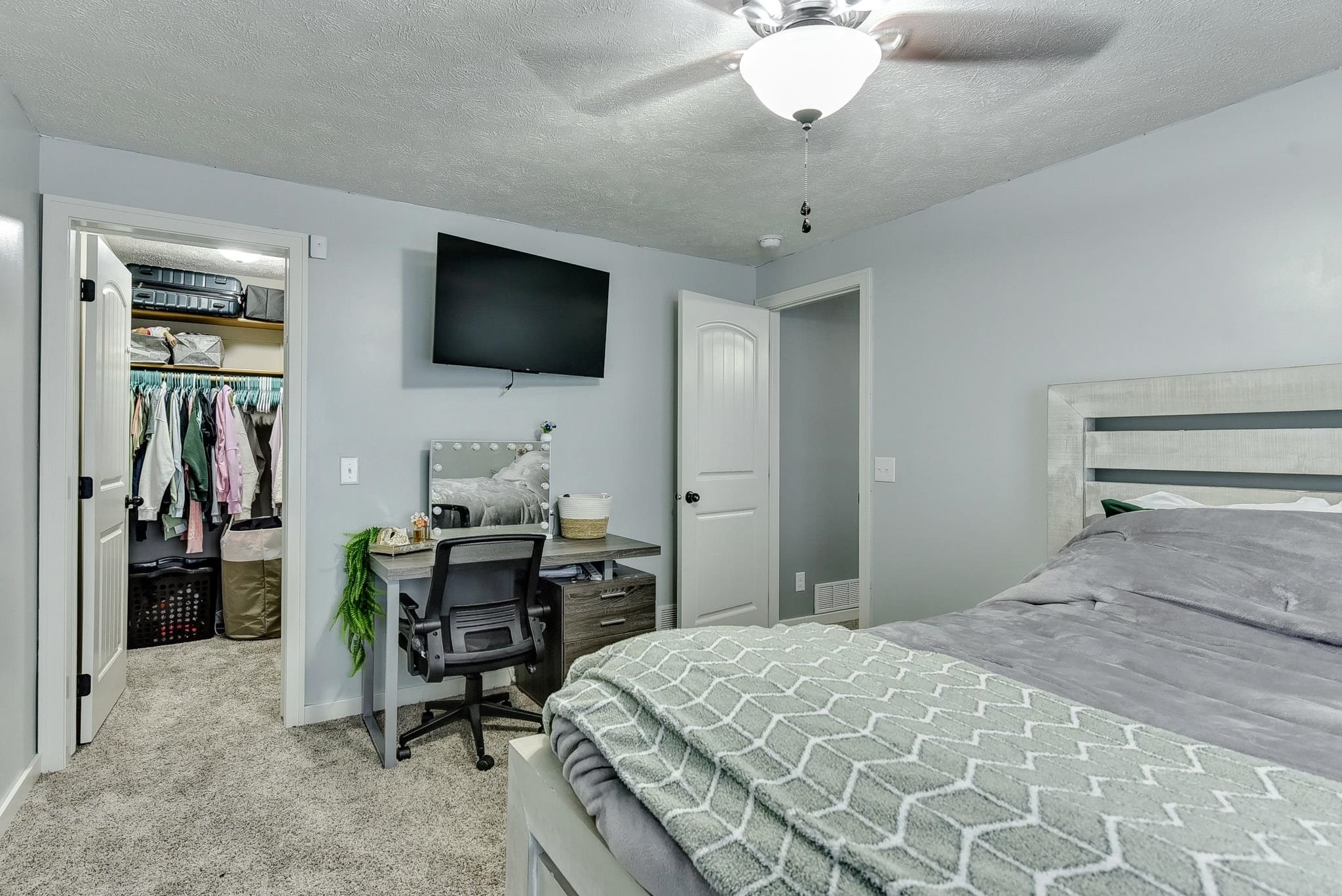 Elkhorn, Nebraska 68022, United States, 5 Bedrooms Bedrooms, ,4 BathroomsBathrooms,Residential,Active,119790