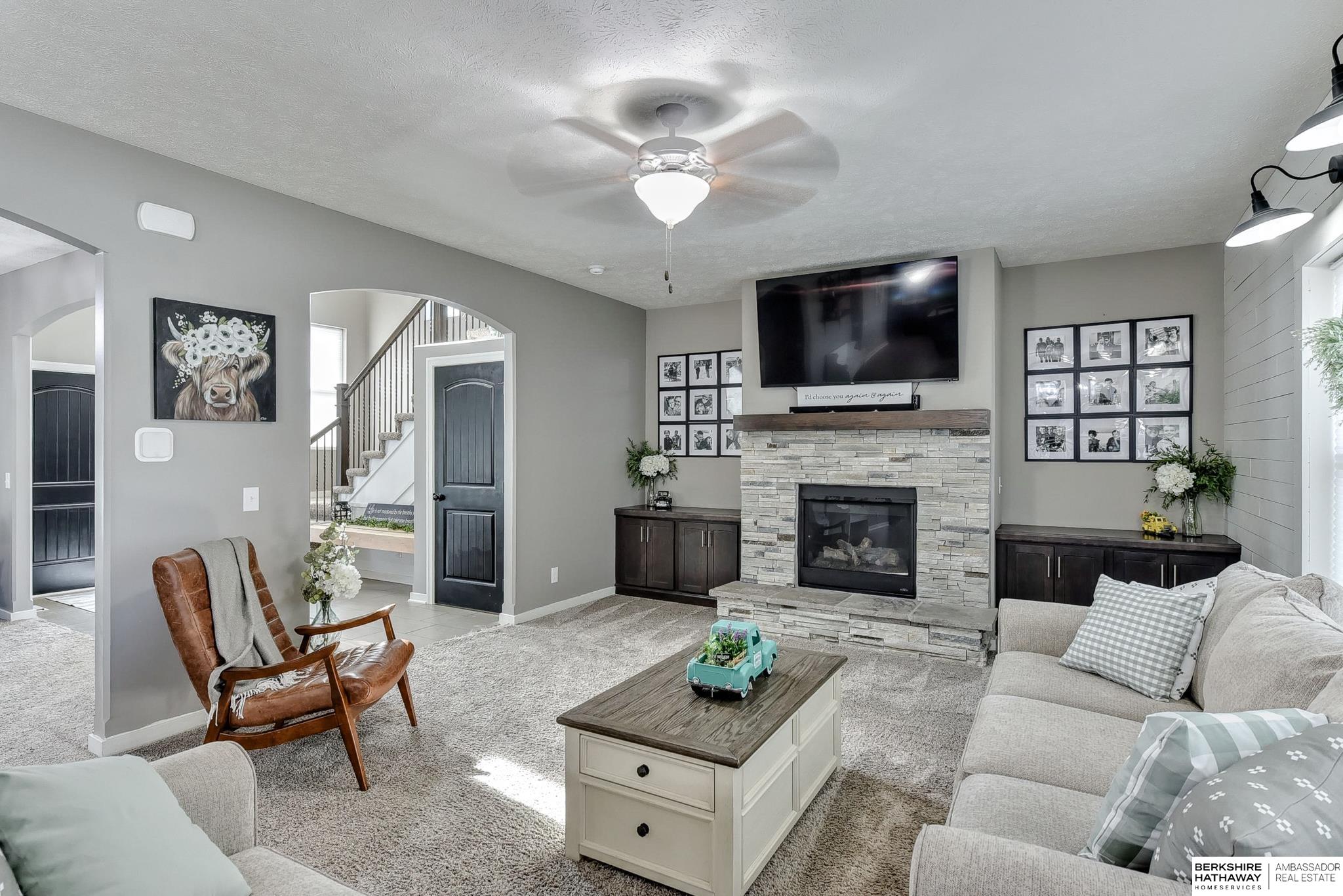 Elkhorn, Nebraska 68022, United States, 5 Bedrooms Bedrooms, ,4 BathroomsBathrooms,Residential,Active,119790