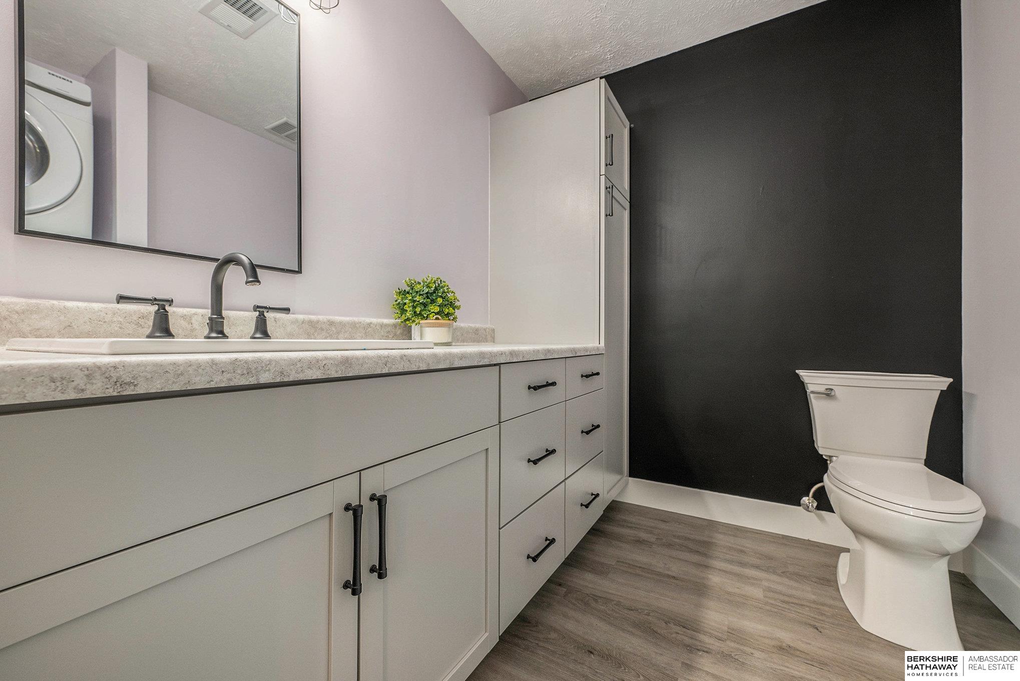 Omaha, Nebraska 68137, United States, 2 Bedrooms Bedrooms, ,2 BathroomsBathrooms,Residential,Active,232635