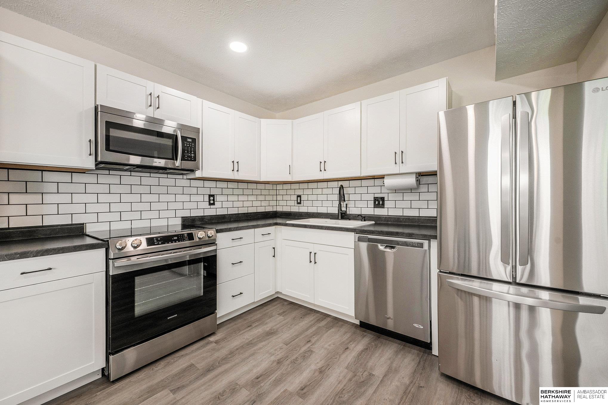 Omaha, Nebraska 68137, United States, 2 Bedrooms Bedrooms, ,2 BathroomsBathrooms,Residential,Active,232635