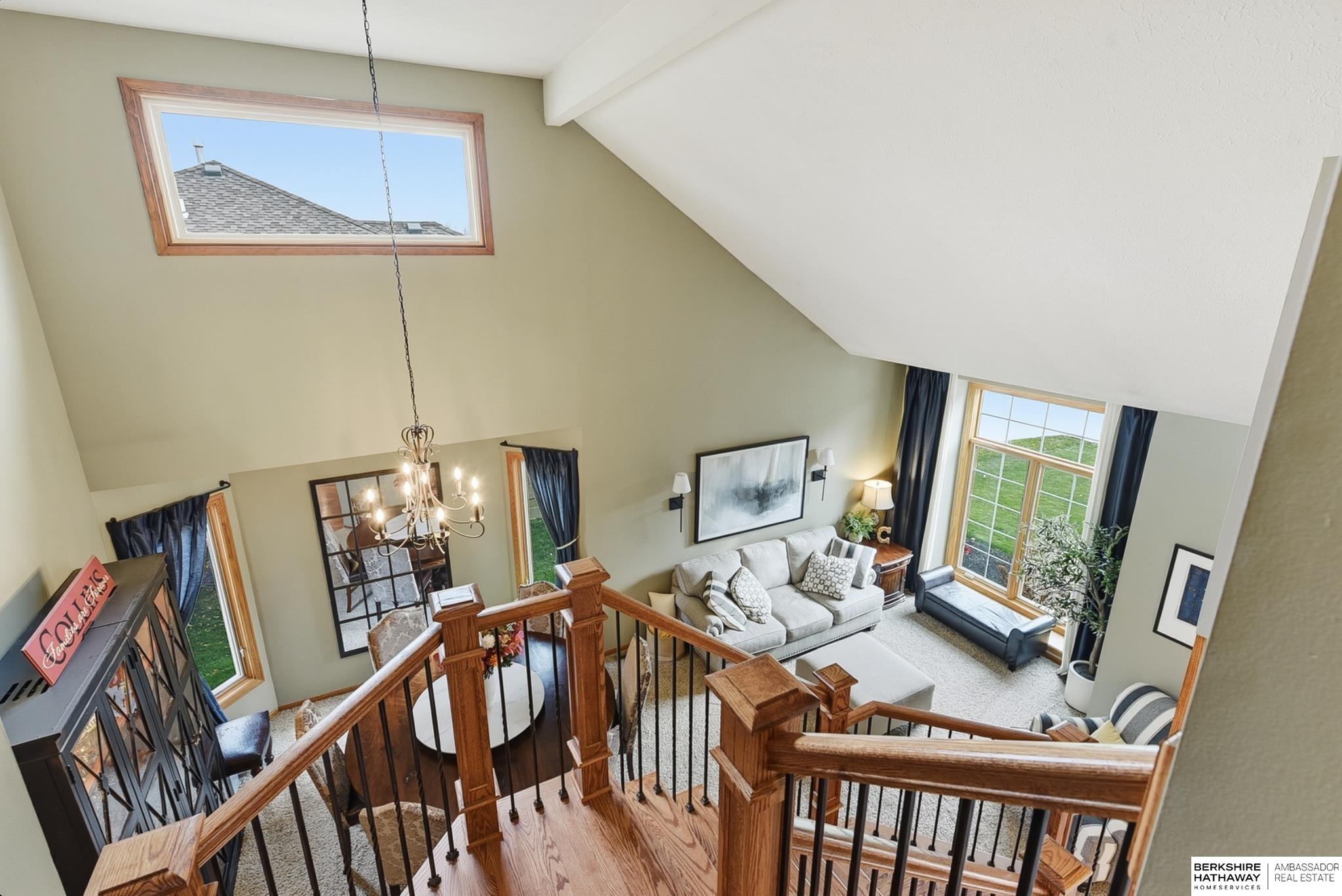 Omaha, Nebraska 68135, United States, 4 Bedrooms Bedrooms, ,3 BathroomsBathrooms,Residential,Pending,245455