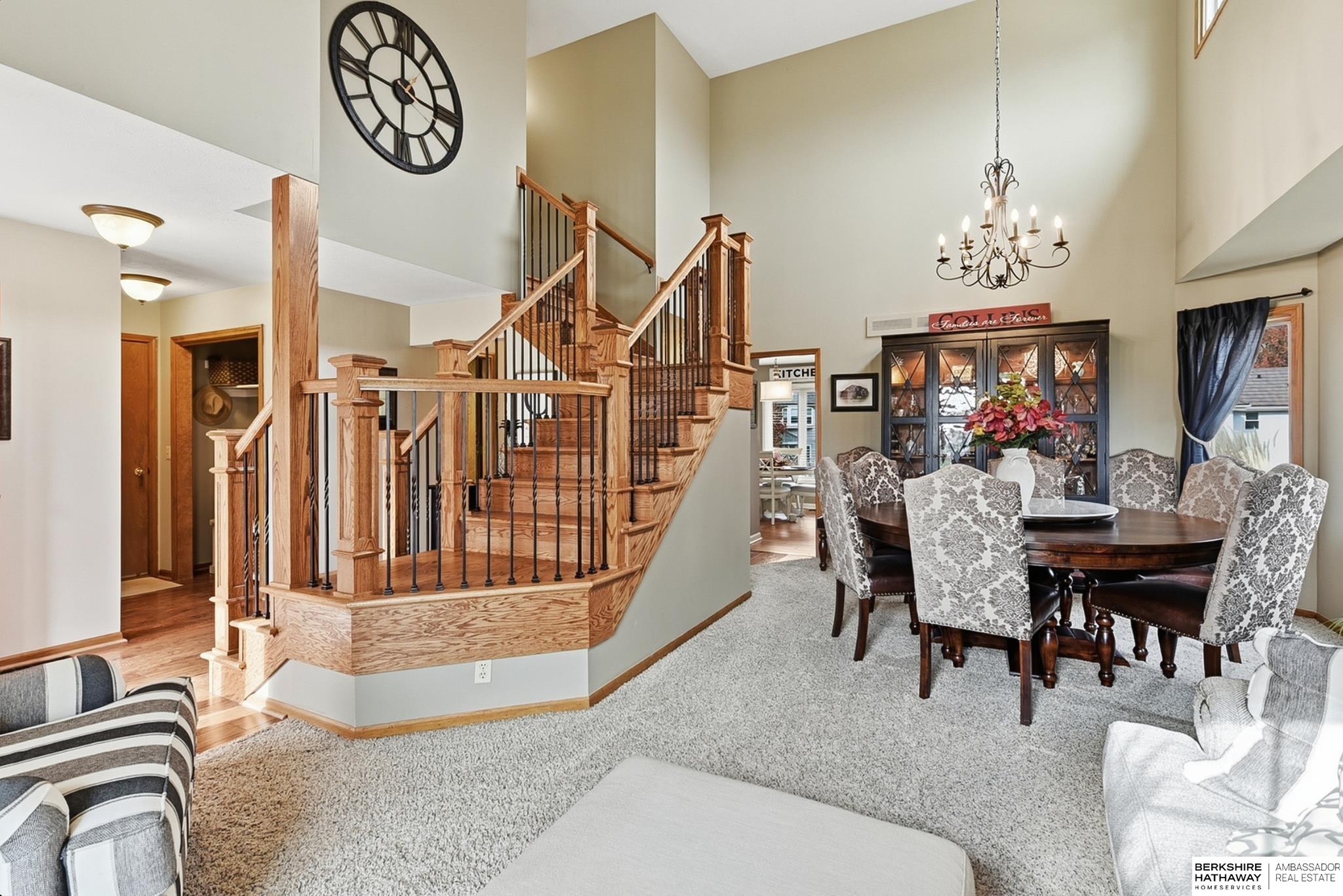 Omaha, Nebraska 68135, United States, 4 Bedrooms Bedrooms, ,3 BathroomsBathrooms,Residential,Pending,245455