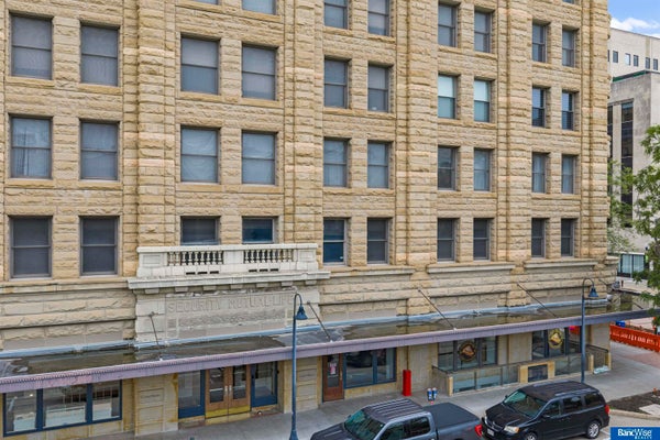 100 N 12TH ST APT 901, LINCOLN, NE 68508 - Image ad9a761dda1ca551bfbfb4f703f65764/1351943192