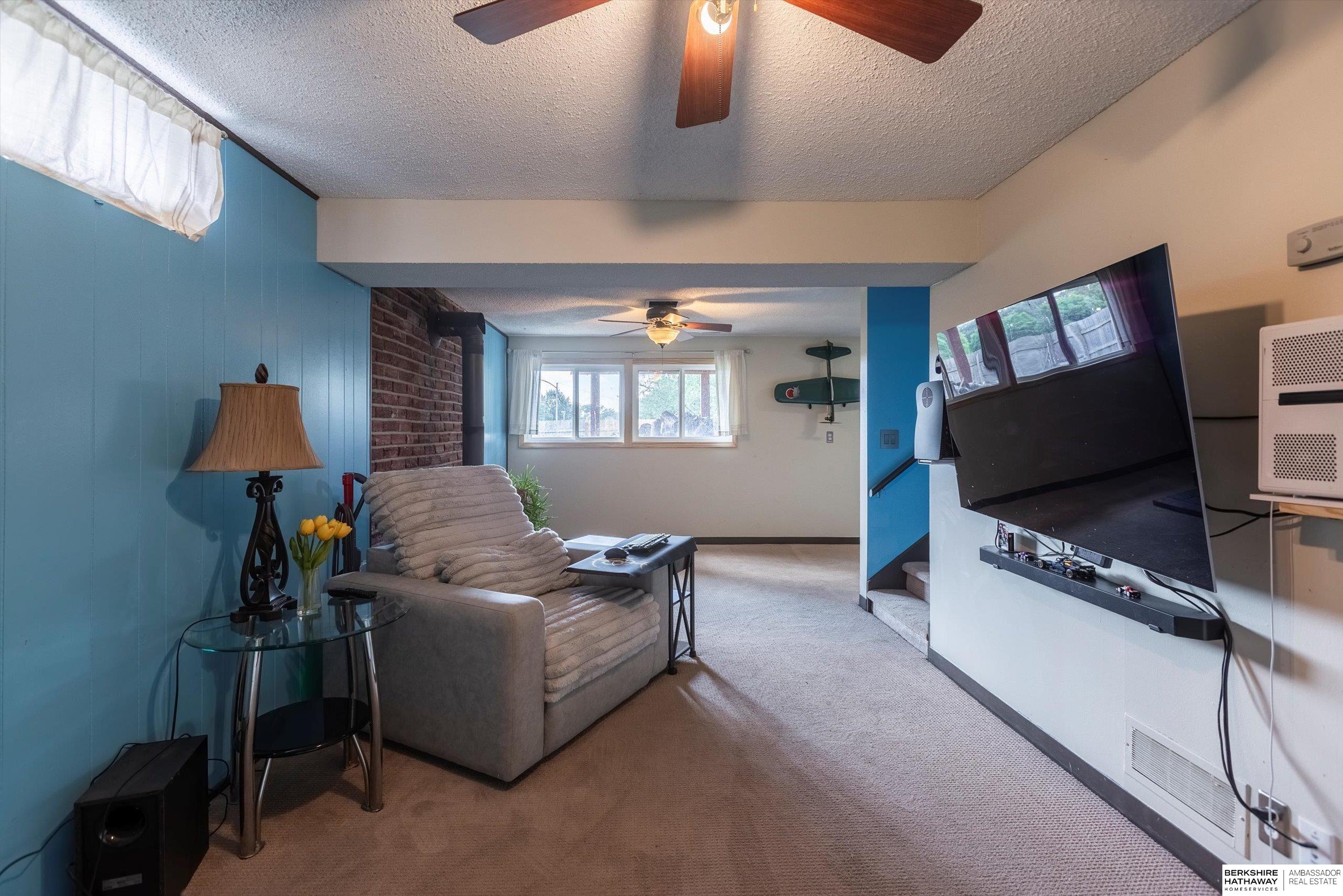 Omaha, Nebraska 68134, United States, 3 Bedrooms Bedrooms, ,2 BathroomsBathrooms,Residential,Active,250501