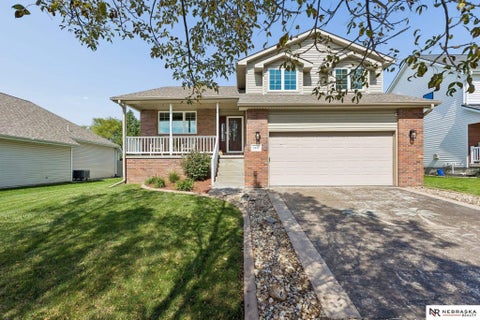 Photo of 2822 O'Shea Drive, Lincoln, NE 68516 (MLS # 22628532)