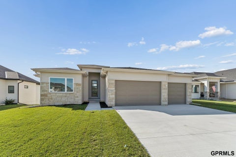Photo of 5540 N 213 Avenue, Elkhorn, NE 68022 (MLS # 22626489)