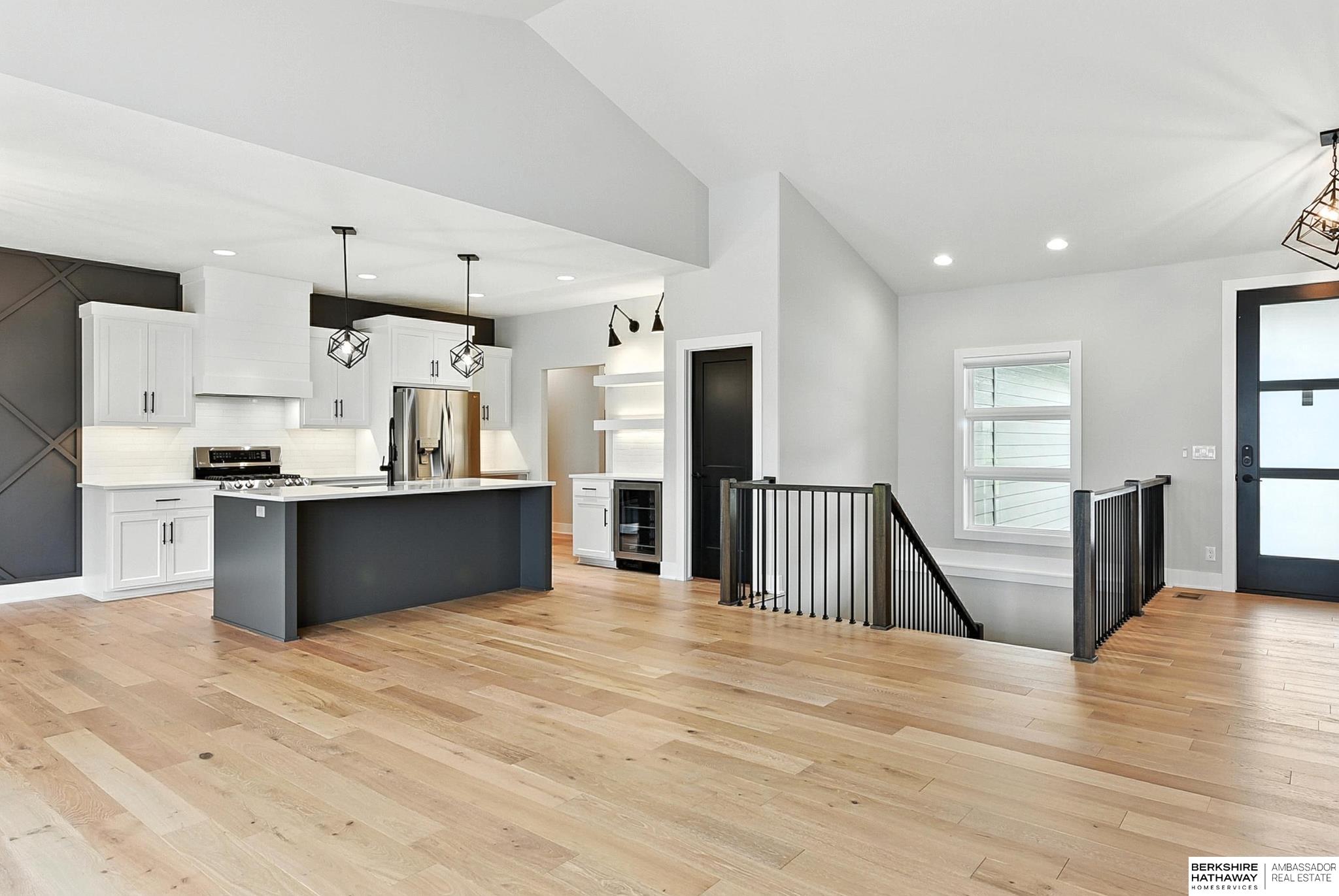 Elkhorn, Nebraska 68022, United States, 6 Bedrooms Bedrooms, ,3 BathroomsBathrooms,Residential,Active,176026