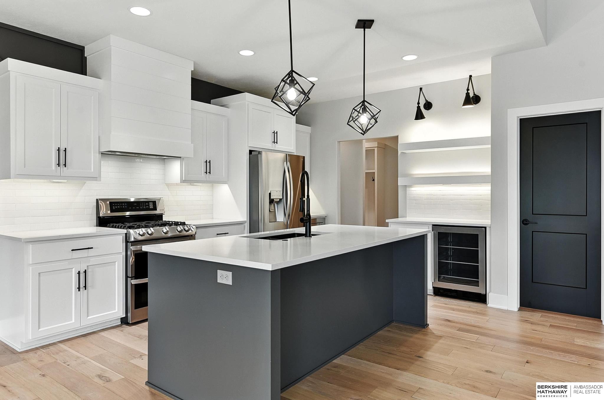 Elkhorn, Nebraska 68022, United States, 6 Bedrooms Bedrooms, ,3 BathroomsBathrooms,Residential,Active,176026