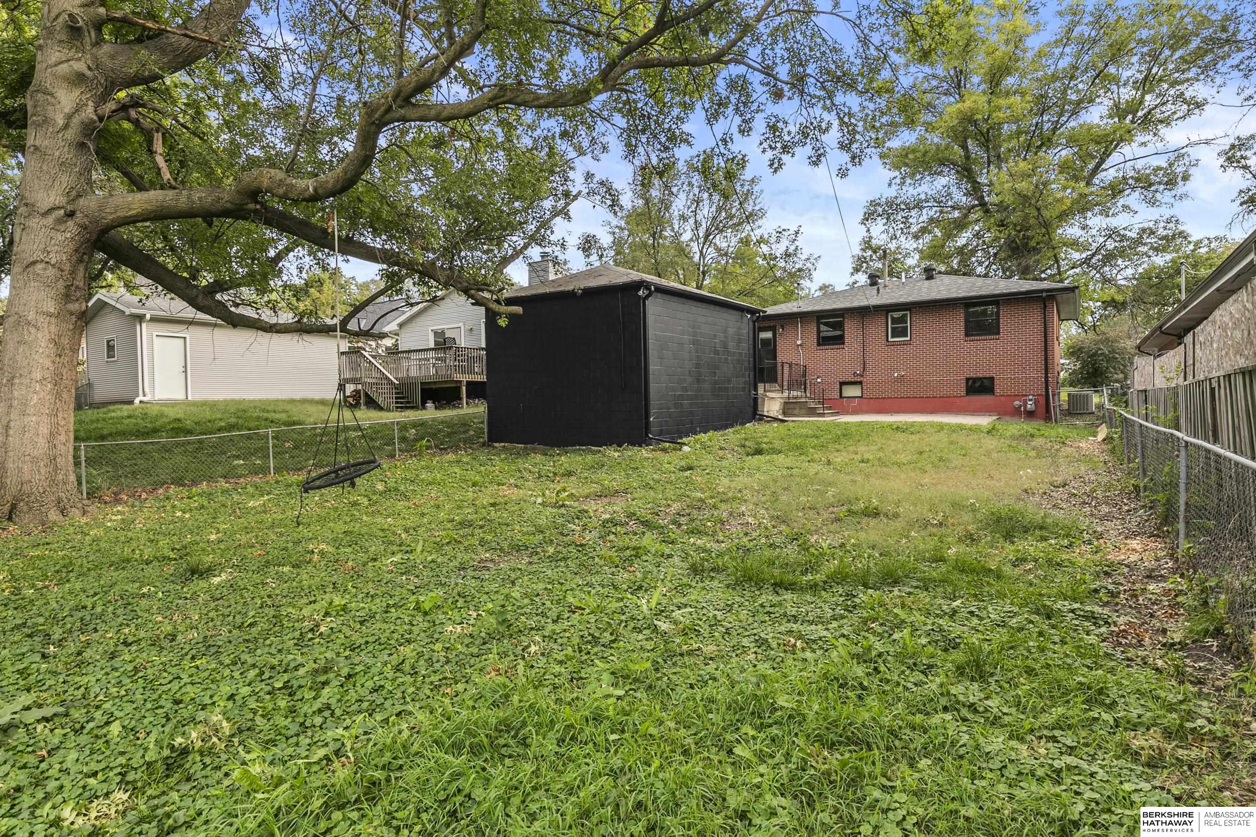 Lincoln, Nebraska 68505, United States, 2 Bedrooms Bedrooms, ,2 BathroomsBathrooms,Residential,Active,222111