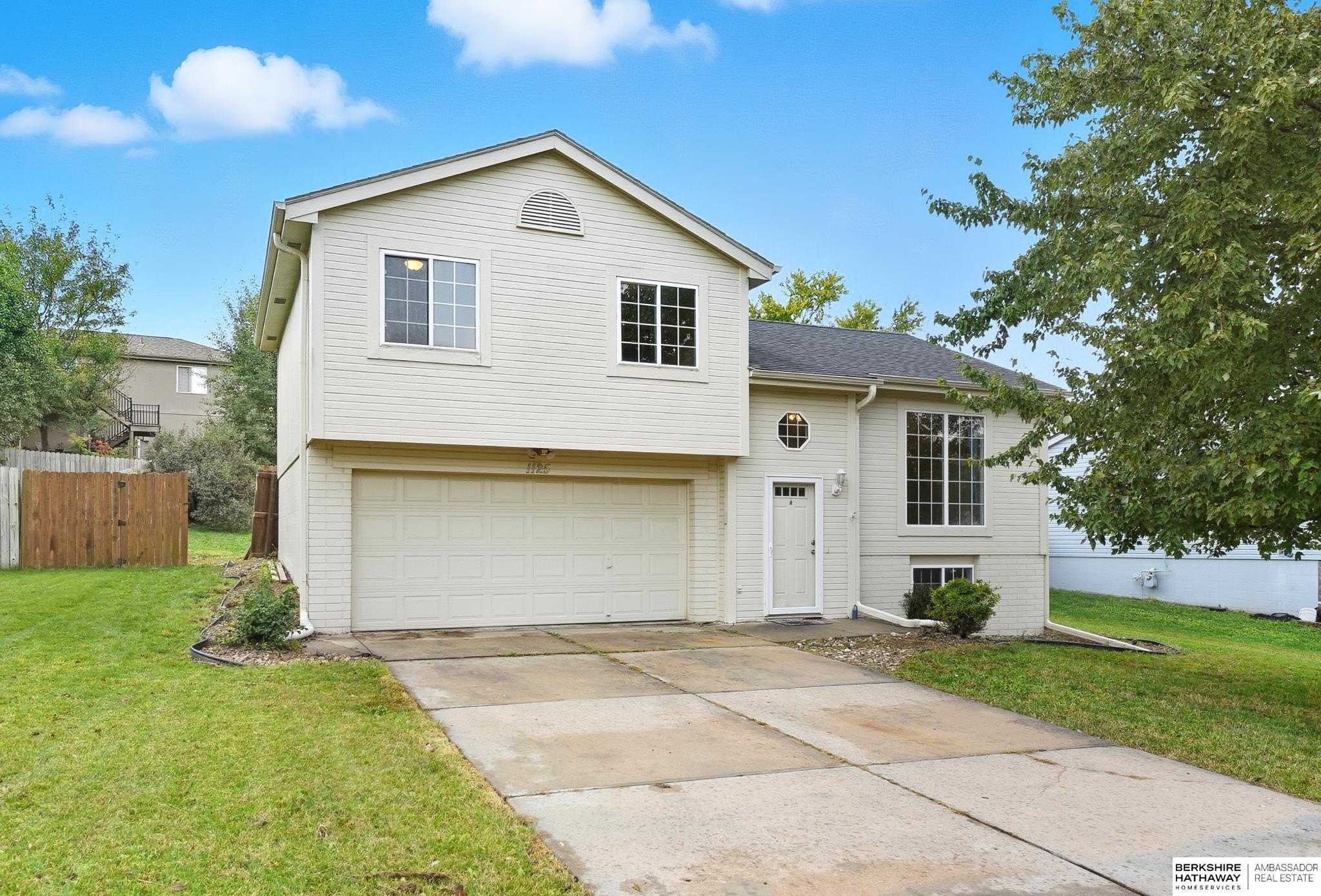 Papillion, Nebraska 68046, United States, 3 Bedrooms Bedrooms, ,2 BathroomsBathrooms,Residential,Active,227880