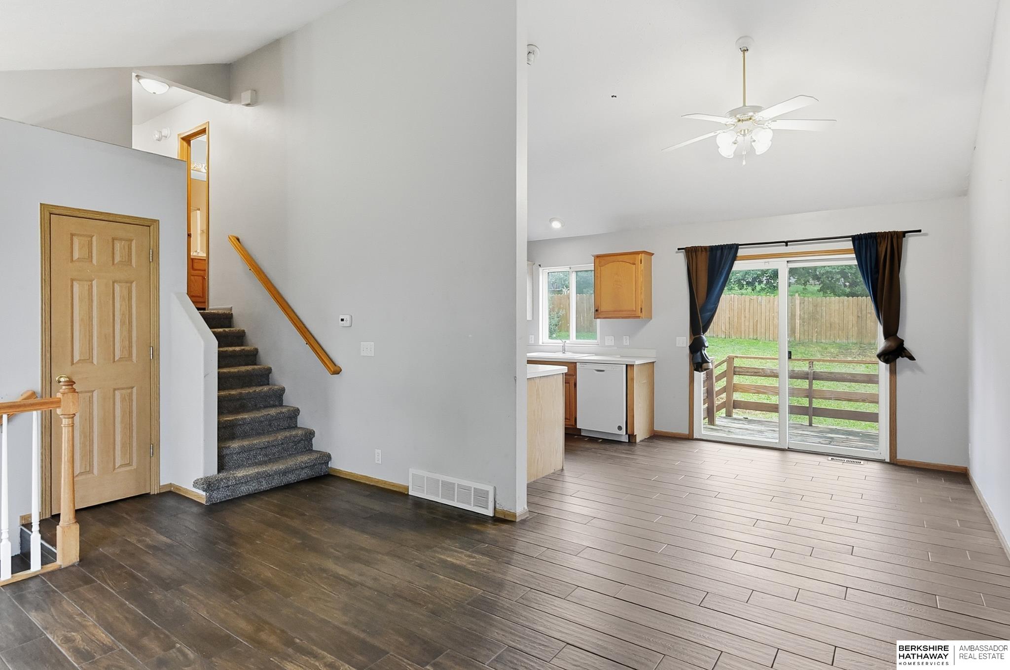 Papillion, Nebraska 68046, United States, 3 Bedrooms Bedrooms, ,2 BathroomsBathrooms,Residential,Active,227880