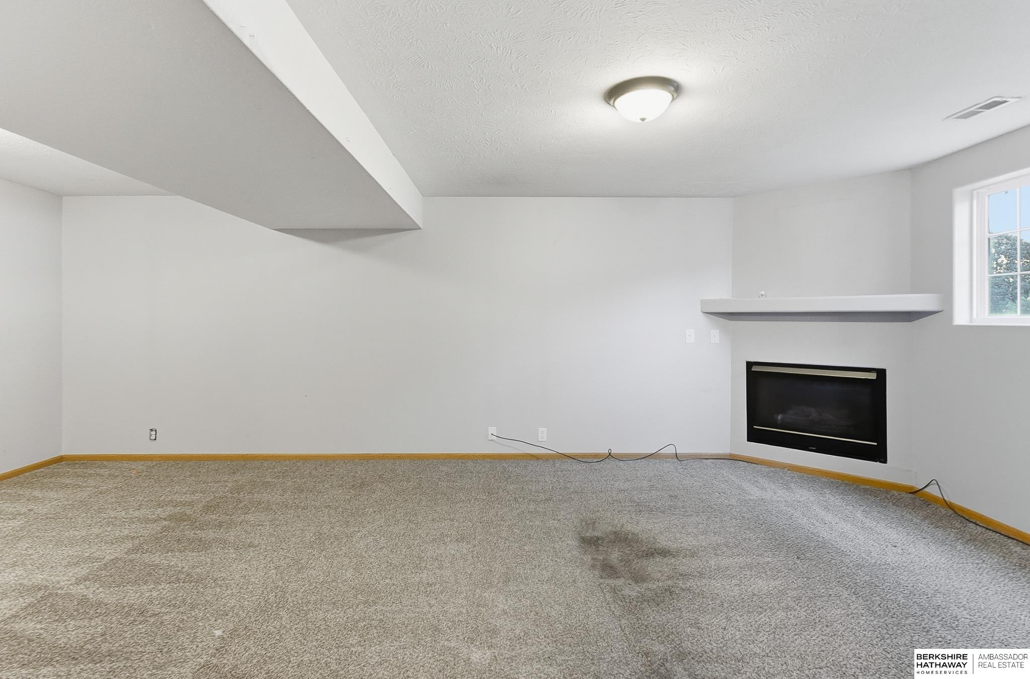 Papillion, Nebraska 68046, United States, 3 Bedrooms Bedrooms, ,2 BathroomsBathrooms,Residential,Active,227880