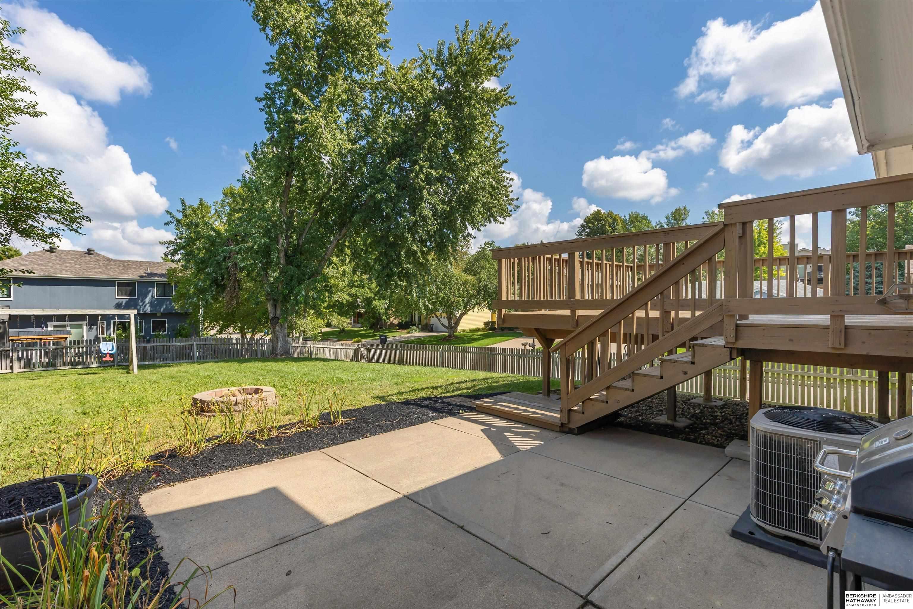 Omaha, Nebraska 68135, United States, 3 Bedrooms Bedrooms, ,2 BathroomsBathrooms,Residential,Active,202721