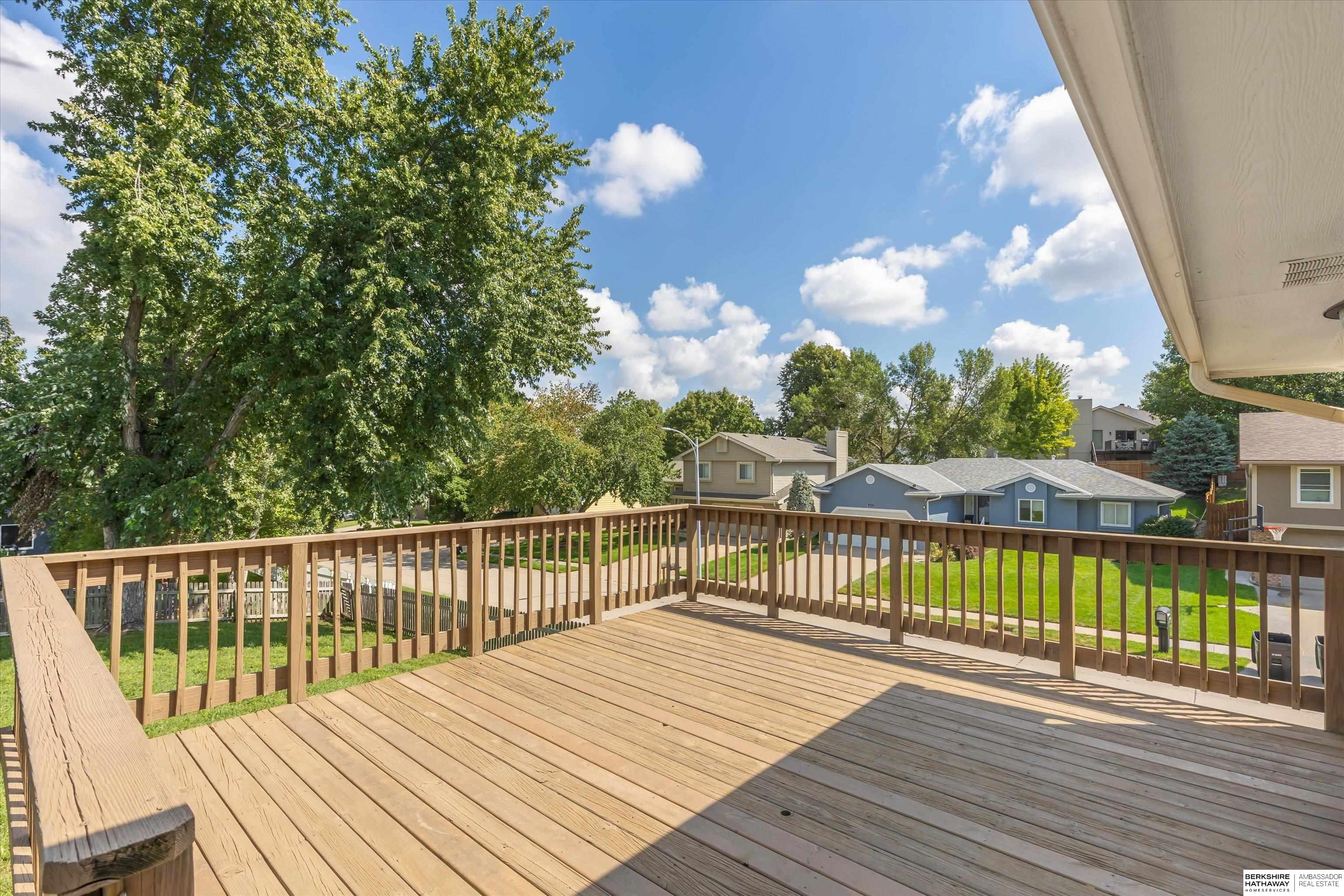 Omaha, Nebraska 68135, United States, 3 Bedrooms Bedrooms, ,2 BathroomsBathrooms,Residential,Active,202721