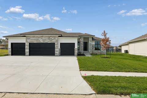 Photo of 9815 Cumberland Drive, Papillion, NE 68046 (MLS # 22621063)