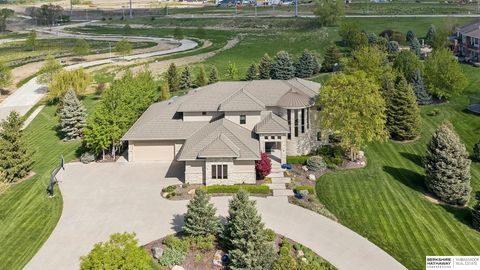 Photo of 19510 Camden Avenue, Elkhorn, NE 68022 (MLS # 22611738)