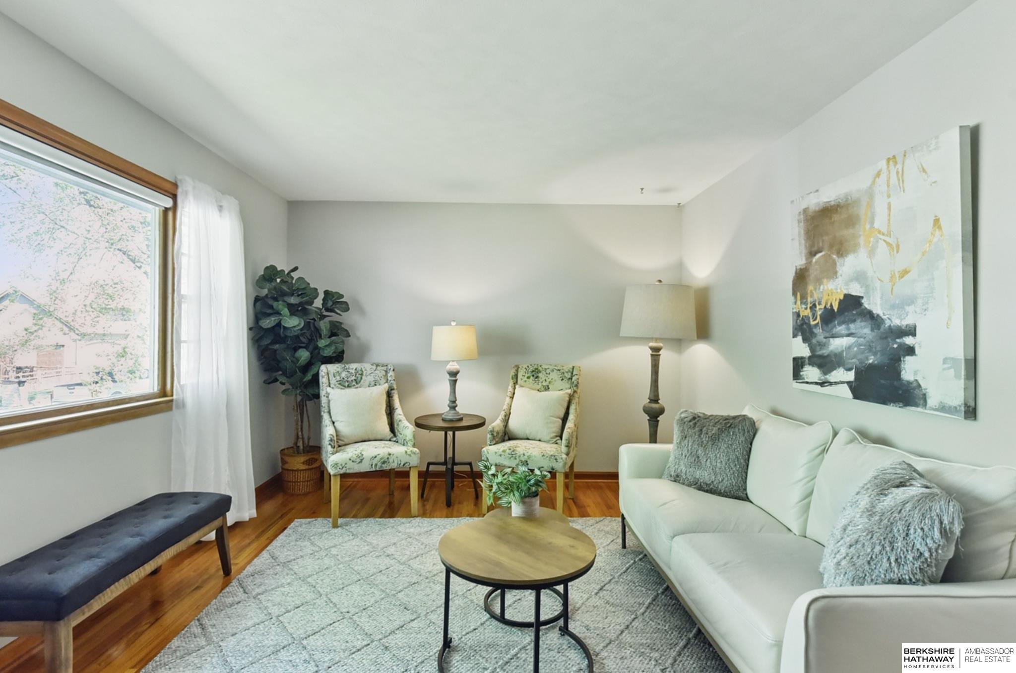 Omaha, Nebraska 68106, United States, 3 Bedrooms Bedrooms, ,1 BathroomBathrooms,Residential,Pending,130168