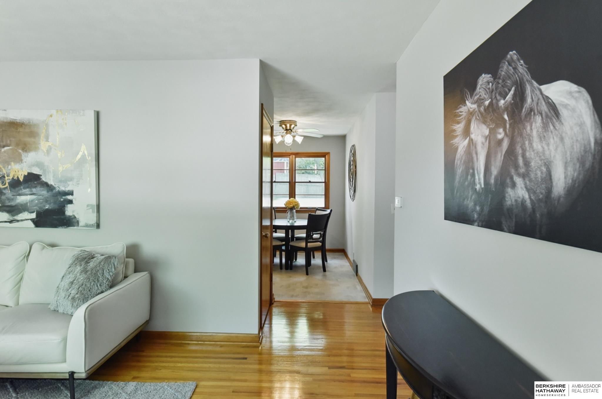 Omaha, Nebraska 68106, United States, 3 Bedrooms Bedrooms, ,1 BathroomBathrooms,Residential,Pending,130168