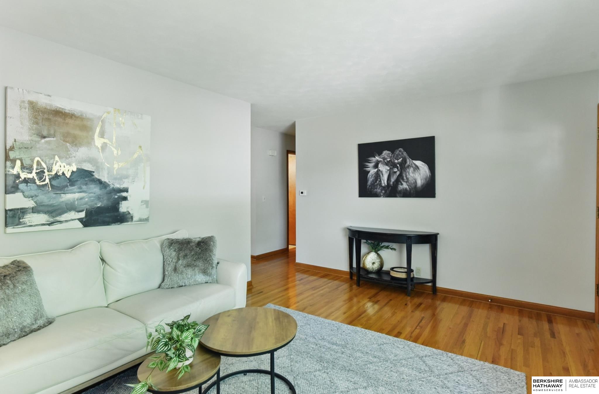 Omaha, Nebraska 68106, United States, 3 Bedrooms Bedrooms, ,1 BathroomBathrooms,Residential,Pending,130168