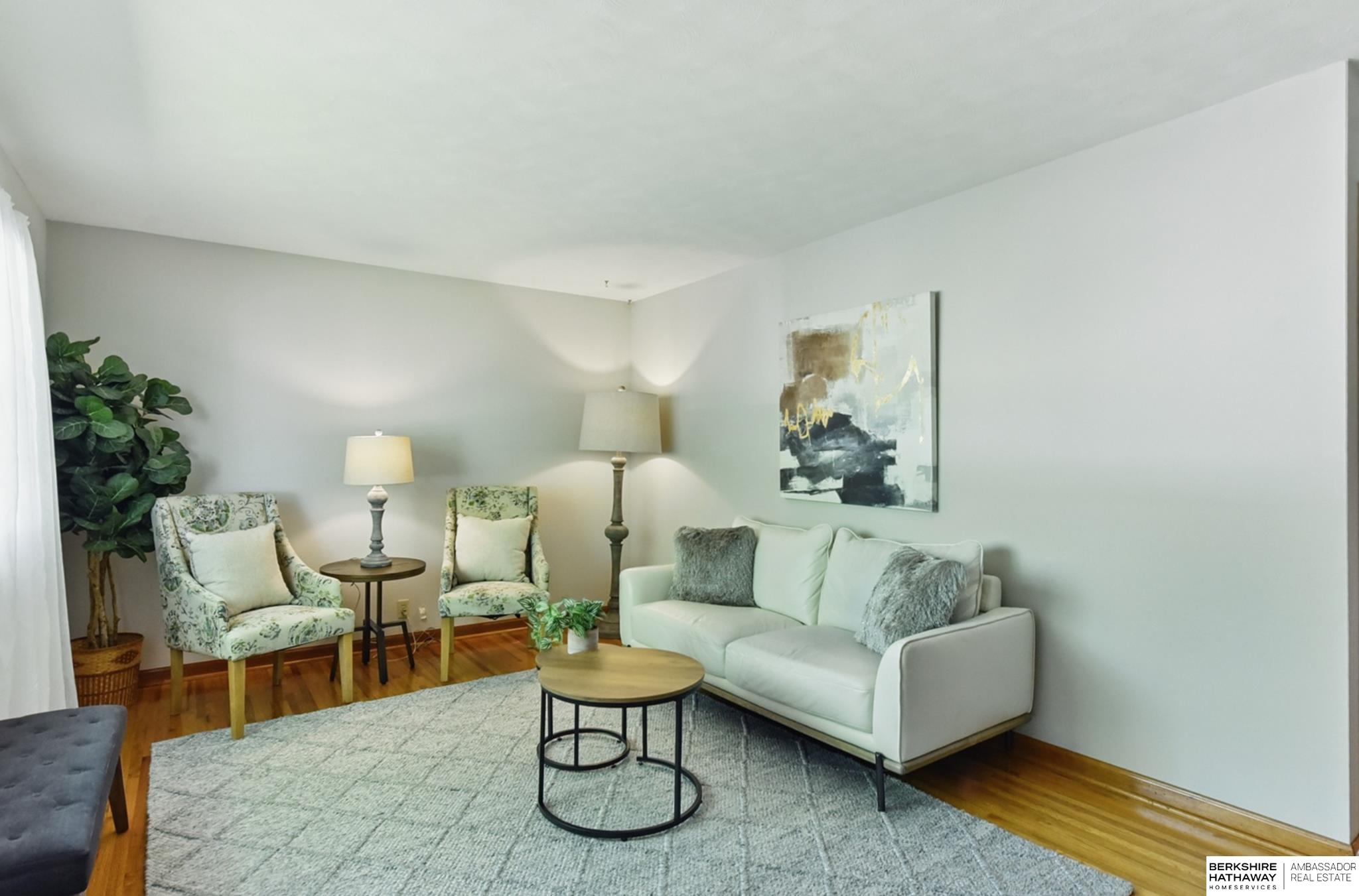 Omaha, Nebraska 68106, United States, 3 Bedrooms Bedrooms, ,1 BathroomBathrooms,Residential,Pending,130168