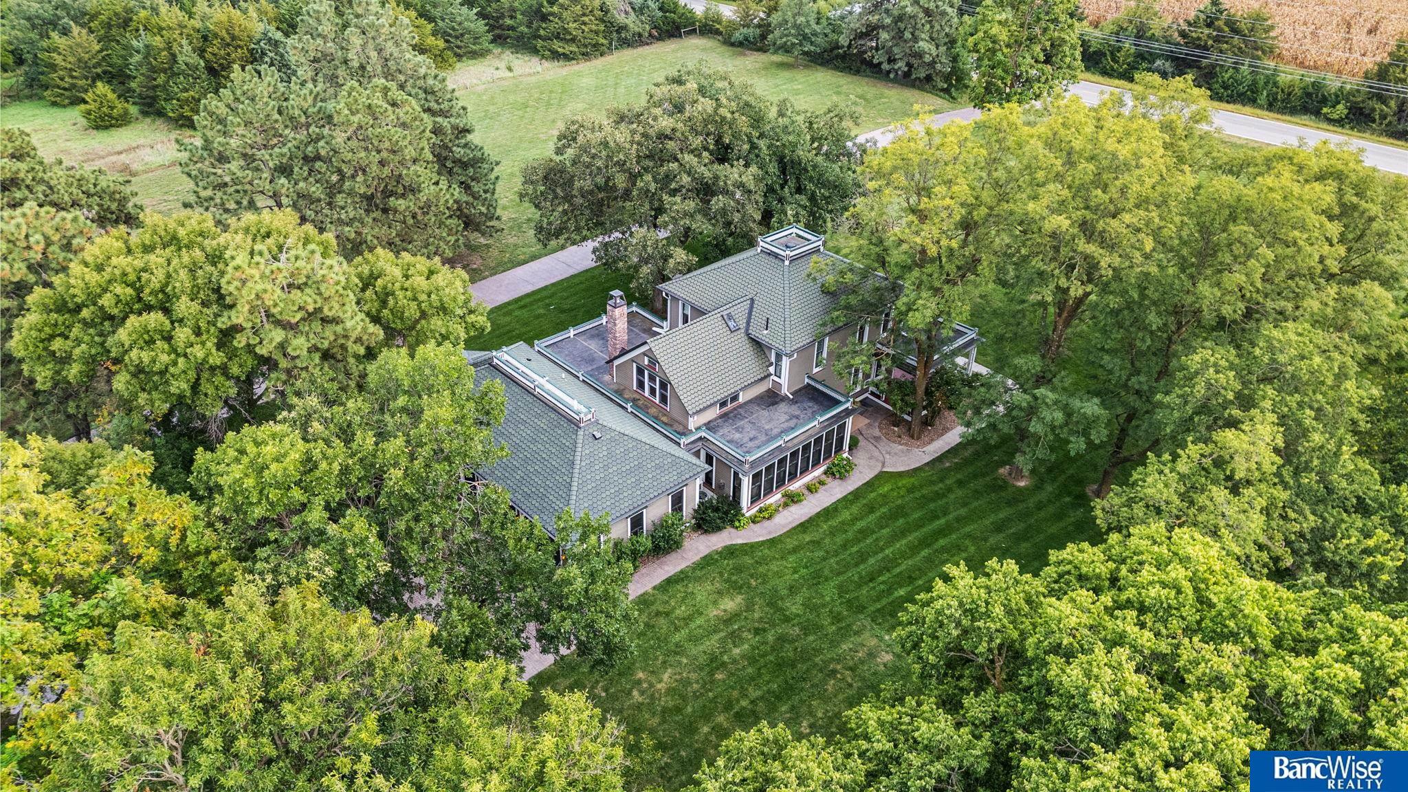 10000 Wagon Train Road