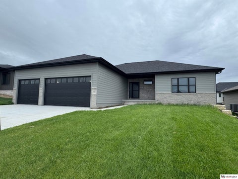 Photo of 535 N 108th Street, Lincoln, NE 68527 (MLS # 22627308)