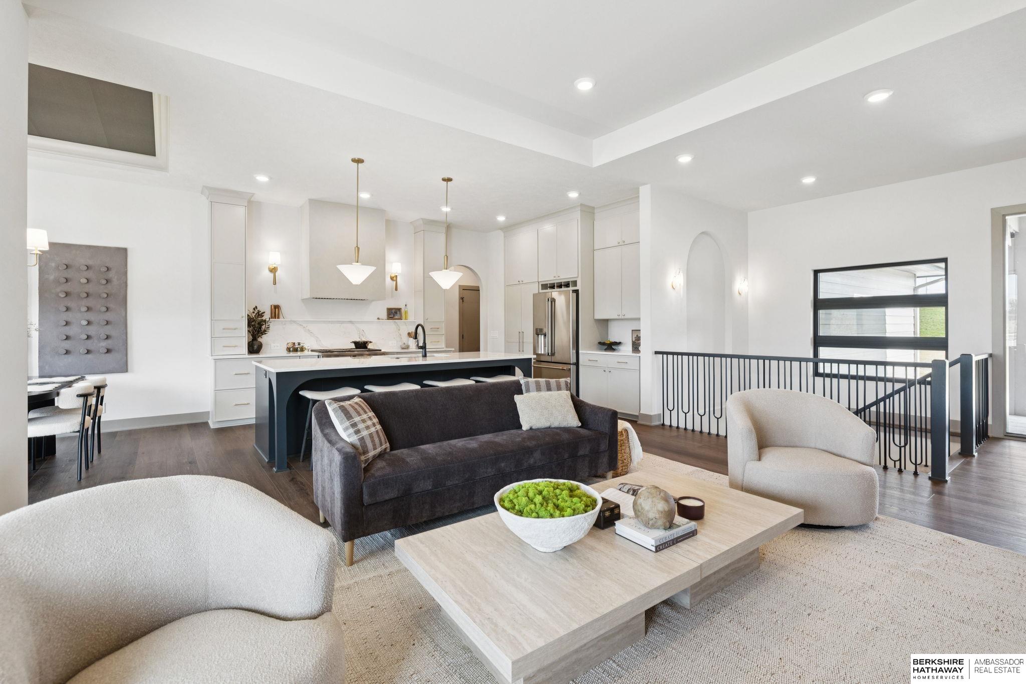 Omaha, Nebraska 68135, United States, 5 Bedrooms Bedrooms, ,3 BathroomsBathrooms,Residential,Active,208836