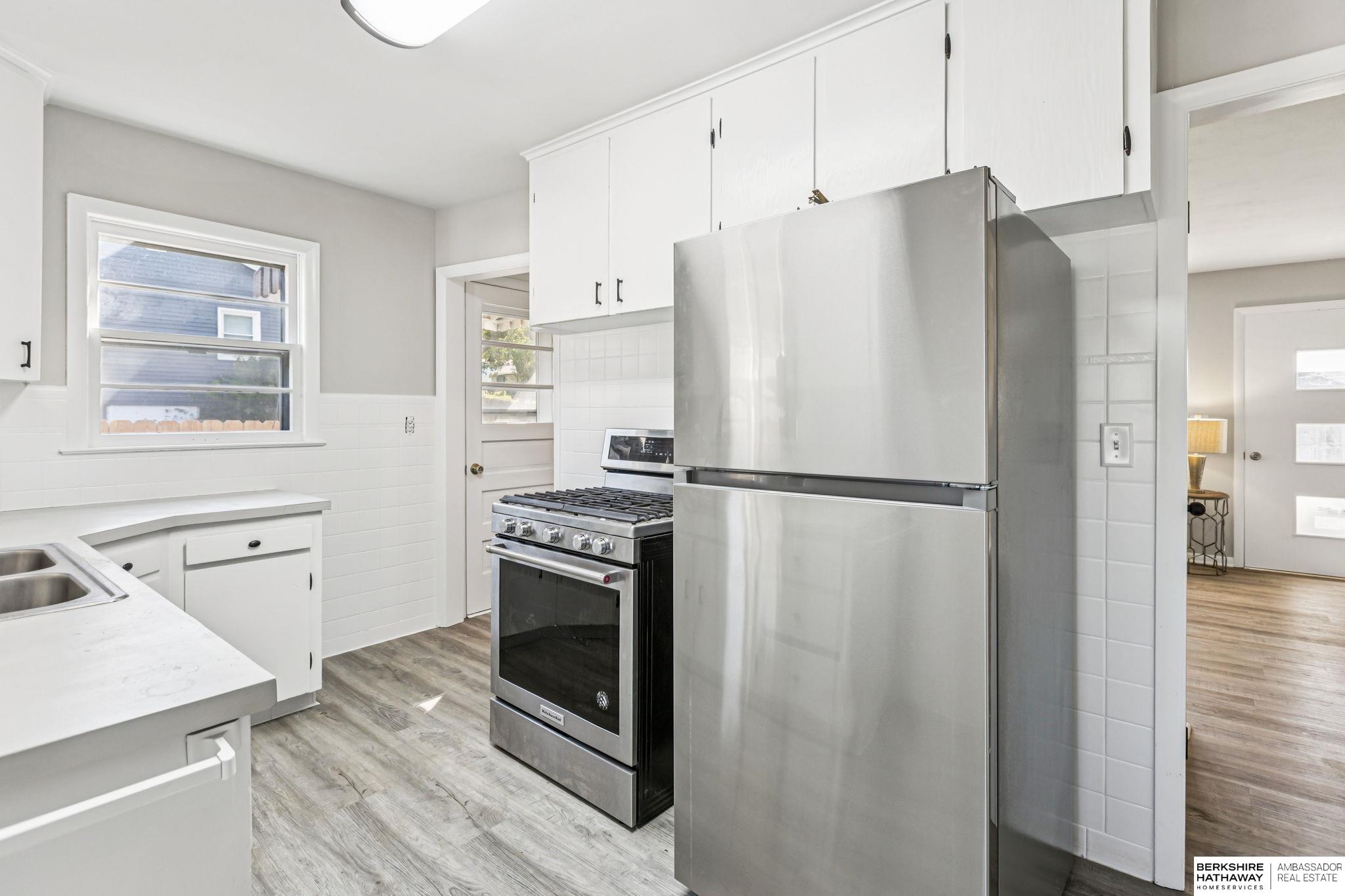 Omaha, Nebraska 68107, United States, 3 Bedrooms Bedrooms, ,2 BathroomsBathrooms,Residential,Active,218199