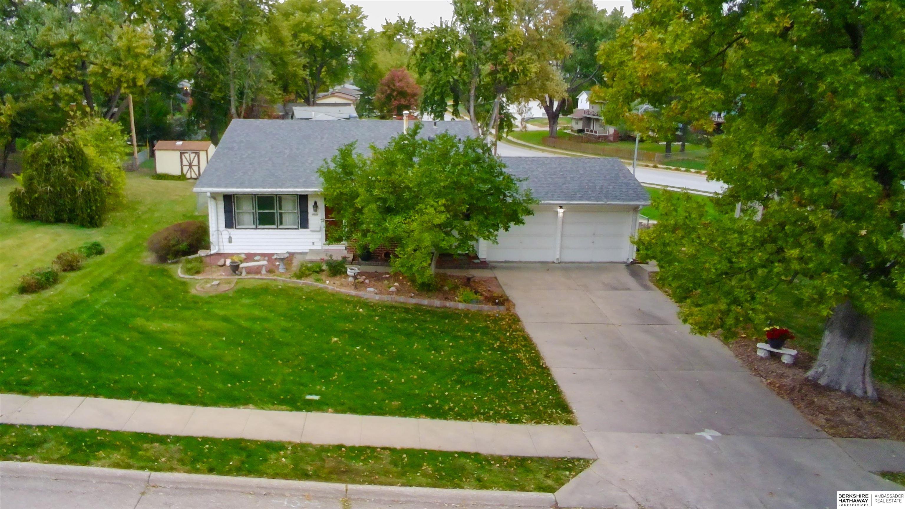 Omaha, Nebraska 68134, United States, 3 Bedrooms Bedrooms, ,1 BathroomBathrooms,Residential,Active,234442