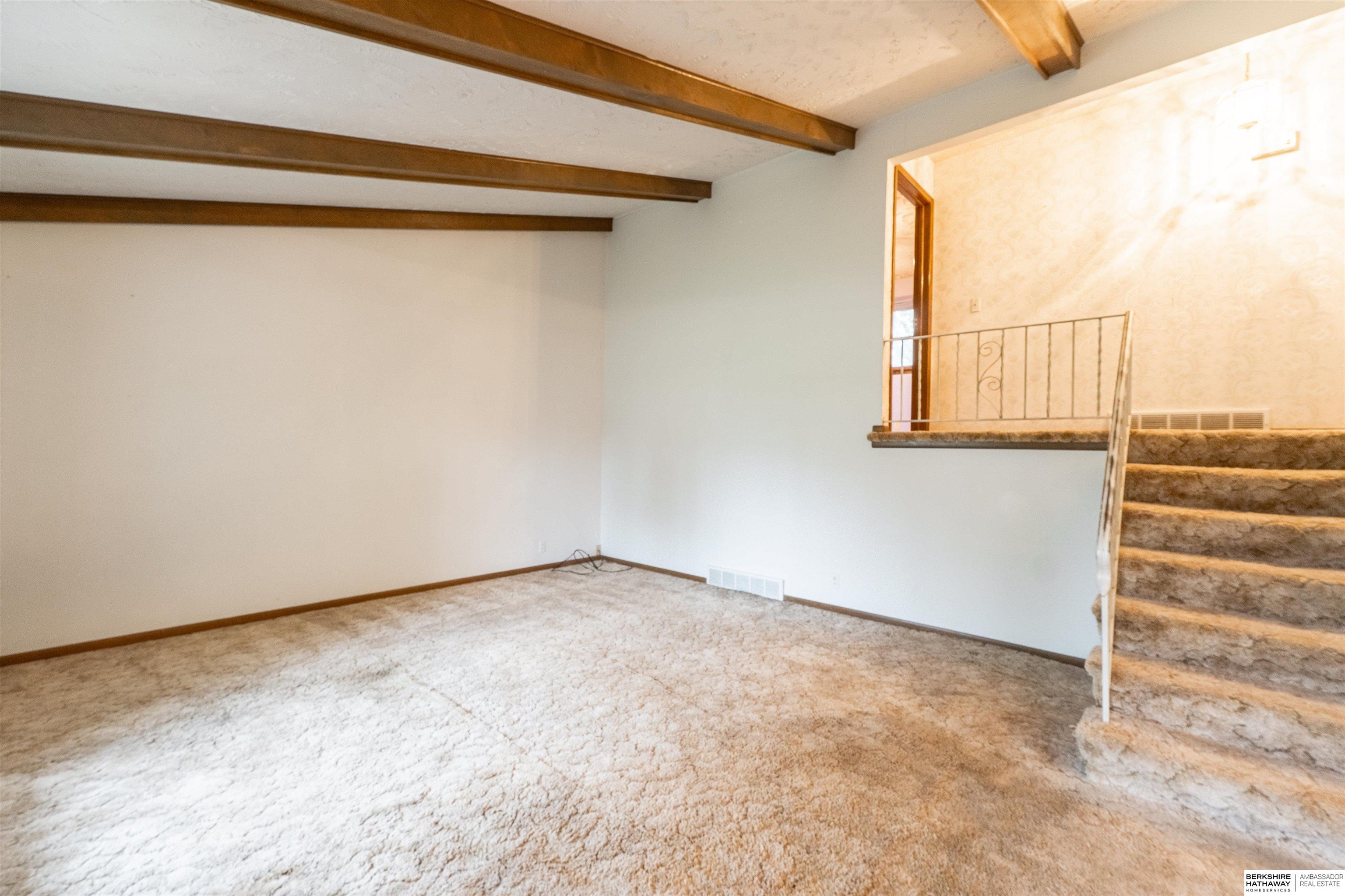 Omaha, Nebraska 68134, United States, 3 Bedrooms Bedrooms, ,1 BathroomBathrooms,Residential,Active,234442