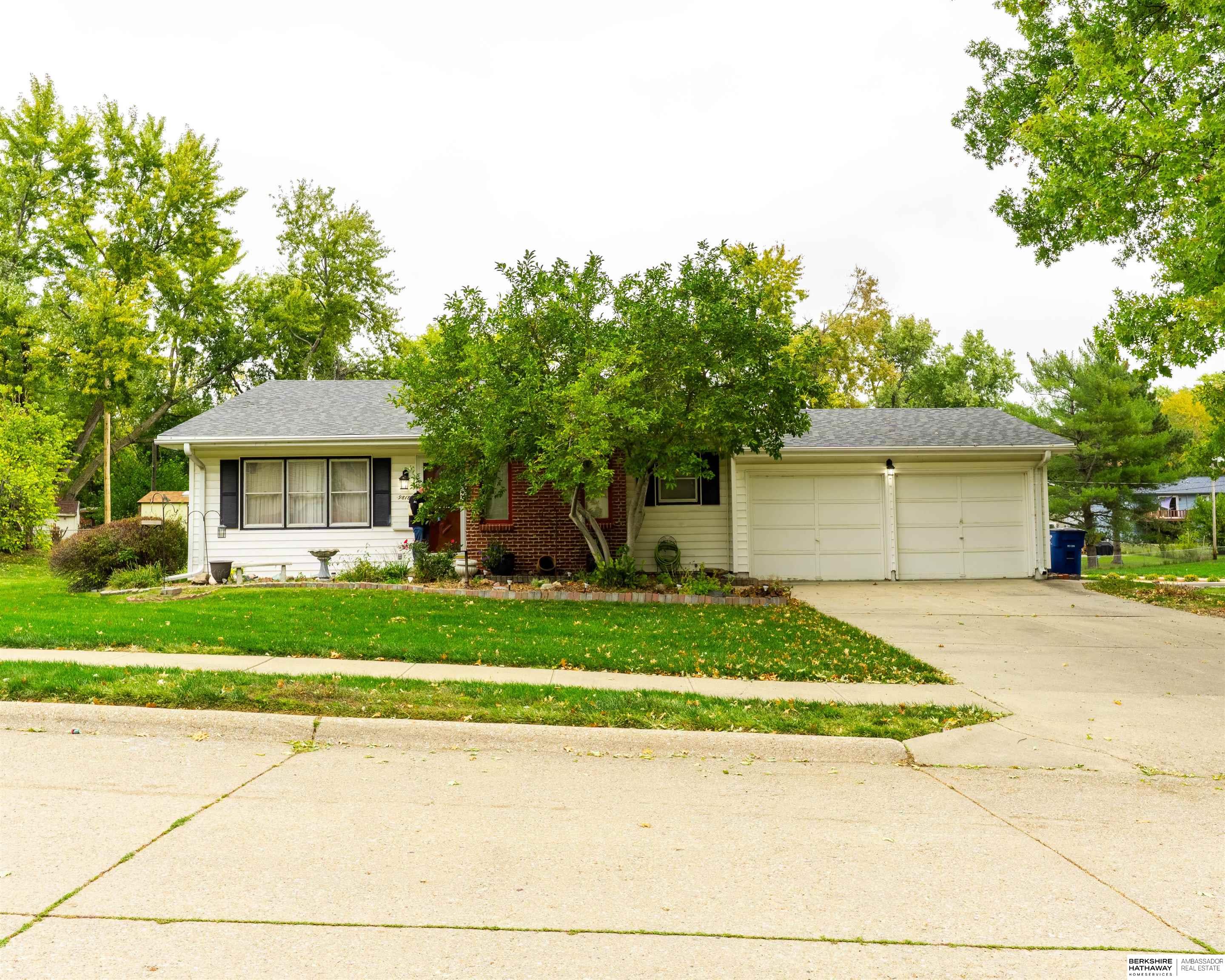 Omaha, Nebraska 68134, United States, 3 Bedrooms Bedrooms, ,1 BathroomBathrooms,Residential,Active,234442