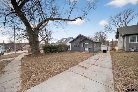 Photo of 4712 Fontenelle Boulevard, Omaha, NE 68111 (MLS # 22601809)