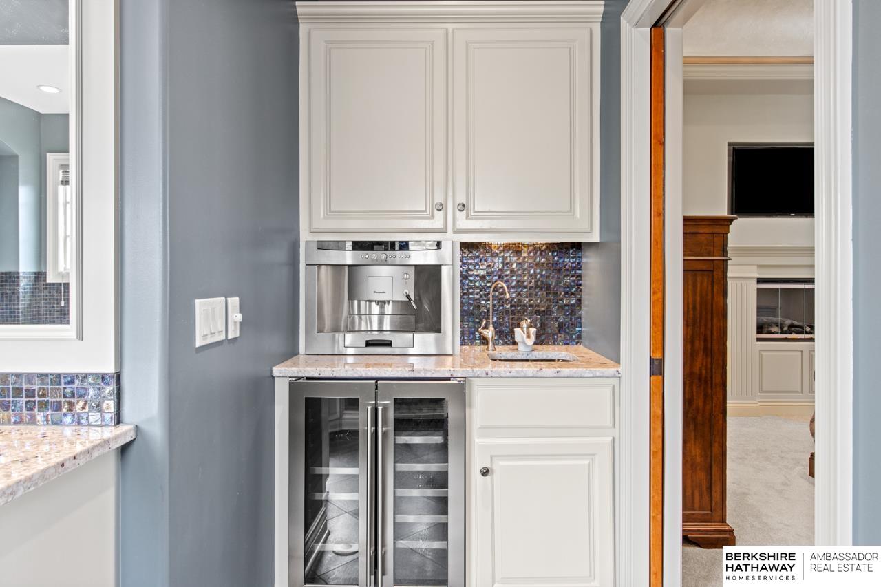 Elkhorn, Nebraska 68022, United States, 4 Bedrooms Bedrooms, ,4 BathroomsBathrooms,Residential,Active,182499